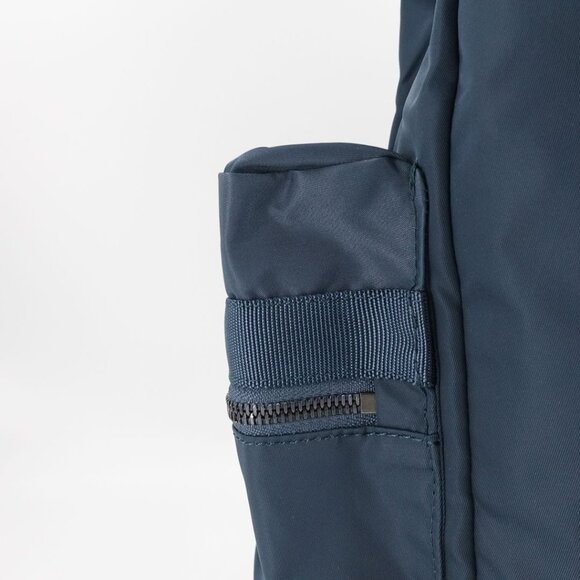 Lululemon Wunderlust Backpack 25L Blue - Picture 10 of 16